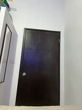 Snapshot of Danimiles chatting on 02.10.26 Danimiles online show from 02.10.26