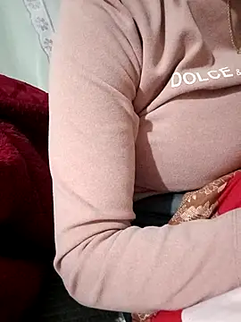 Snapshot of Ella3838 chatting on 02.01.26 Ella3838 online show from 02.01.26