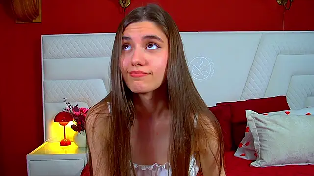 Snapshot of ArianaAllens chatting on 05.05.26 ArianaAllens online show from 05.05.26