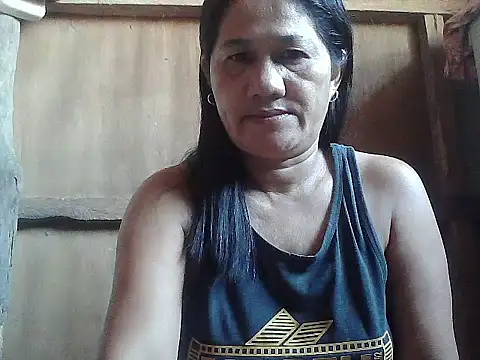 Snapshot of hotmama_063 chatting on 05.19.26 hotmama 063 online show from 05.19.26