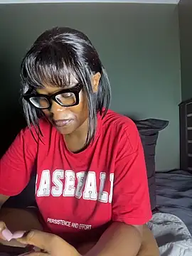 Moonzy77 online show from 03.05.26