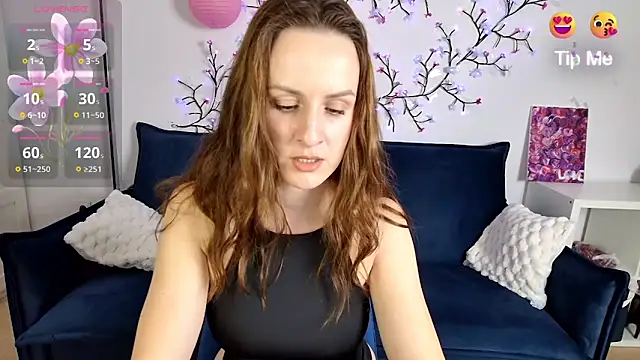 Snapshot of Julia_Lia chatting on 09.18.25 Julia Lia online show from 09.18.25