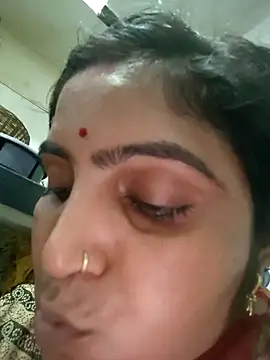 LUCKY cut online show from 04.02.26