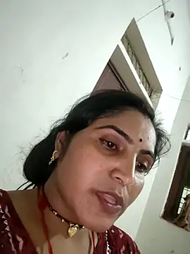 LUCKY cut online show from 04.24.26