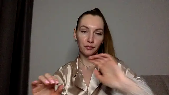 Varnyx online show from 11.15.25