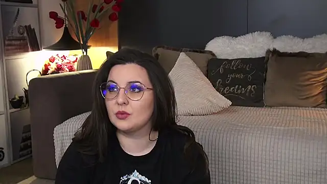 Mia Swano online show from 02.06.26