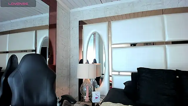 Ely09  online show from 02.24.26