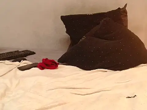 ROYALASS25 online show from 03.08.25