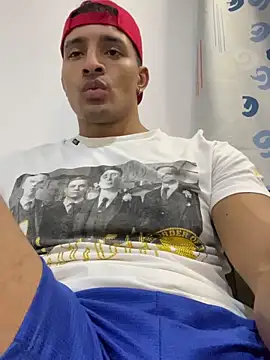 Snapshot of Smith_Fitness chatting on 02.24.26 Smith Fitness online show from 02.24.26
