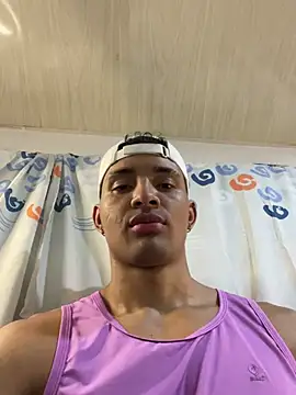 Snapshot of Smith_Fitness chatting on 03.18.26 Smith Fitness online show from 03.18.26