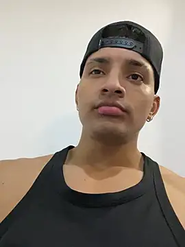 Snapshot of Smith_Fitness chatting on 03.25.26 Smith Fitness online show from 03.25.26
