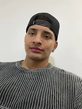 Snapshot of Smith_Fitness chatting on 04.16.26 Smith Fitness online show from 04.16.26
