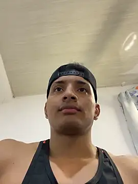 Snapshot of Smith_Fitness chatting on 04.25.26 Smith Fitness online show from 04.25.26