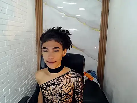 Penelopee Rouse online show from 10.16.25