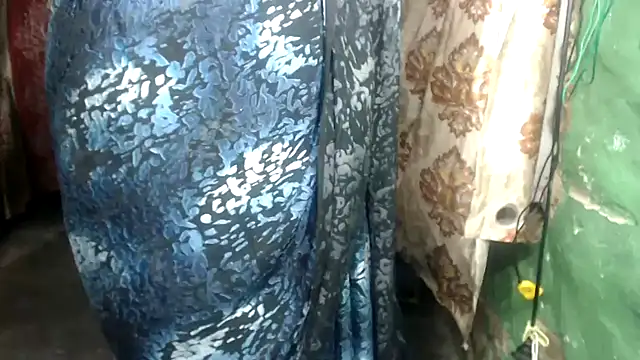 DearKimmi online show from 02.25.25