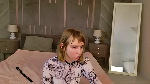 Beverly Gomes online show from 03.06.26