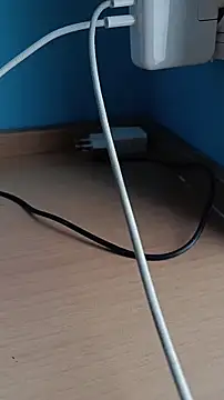 Snapshot of guarrillers chatting on 10.08.25 guarrillers online show from 10.08.25