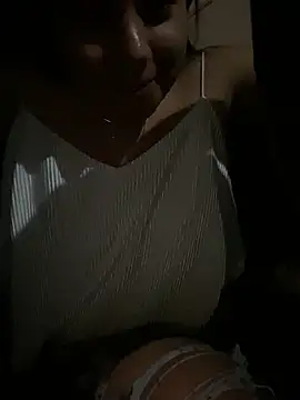 Snapshot of Alaia33200 chatting on 09.29.25 Alaia33200 online show from 09.29.25