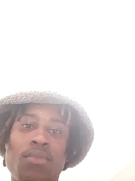 Snapshot of DarkSkinStroker chatting on 10.14.25 DarkSkinStroker online show from 10.14.25