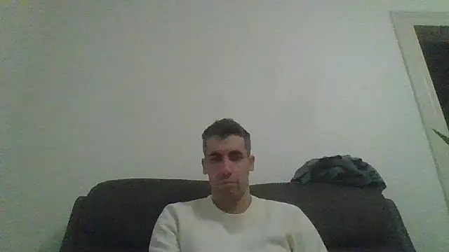 JulioIsHere4you online show from 12.16.25