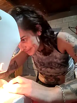 Almendrasexy online show from 11.18.25