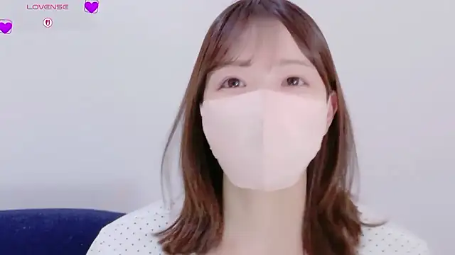 Snapshot of Mayu_o19o chatting on 05.27.26 Mayu o19o online show from 05.27.26
