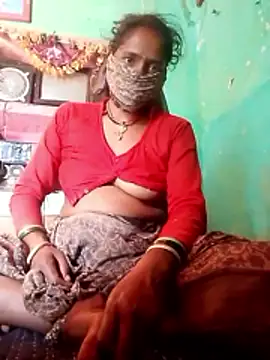 CUTE-004 online show from 10.15.25