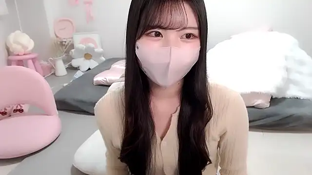 Snapshot of moka-neko chatting on 02.07.26 moka-neko online show from 02.07.26