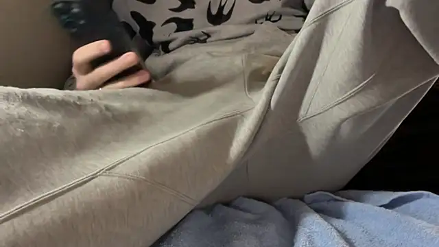 Snapshot of twinkydave chatting on 11.28.25 twinkydave online show from 11.28.25