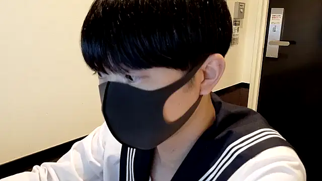 Snapshot of shin_brief chatting on 09.20.25 shin brief online show from 09.20.25