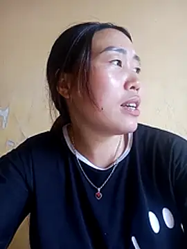 siki-00 online show from 10.19.25