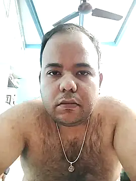 Snapshot of BromidicTrailing chatting on 02.20.26 BromidicTrailing online show from 02.20.26