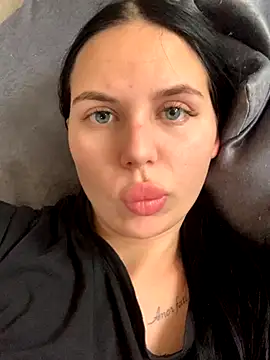 Snapshot of ksenia123 chatting on 10.17.25 ksenia123 online show from 10.17.25