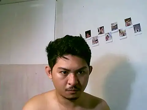 Snapshot of cuteipinoy chatting on 10.02.25 cuteipinoy online show from 10.02.25