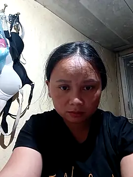 Snapshot of -Kitty-92 chatting on 10.01.25 -Kitty-92 online show from 10.01.25