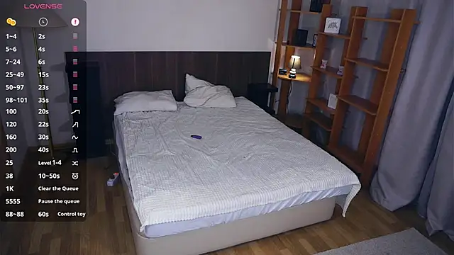 LenitaTumblin online show from 11.28.25