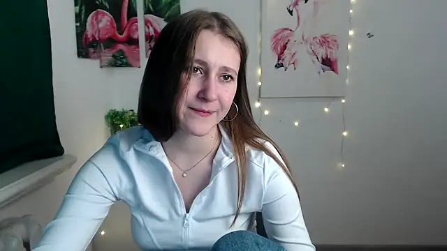 Snapshot of Milka_kamila chatting on 10.14.25 Milka kamila online show from 10.14.25