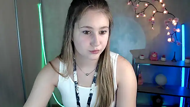 Snapshot of Milka_kamila chatting on 06.05.26 Milka kamila online show from 06.05.26