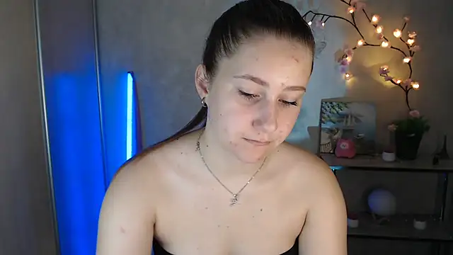 Snapshot of Milka_kamila chatting on 07.02.26 Milka kamila online show from 07.02.26