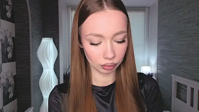 Snapshot of NedraLober chatting on 05.03.26 NedraLober online show from 05.03.26