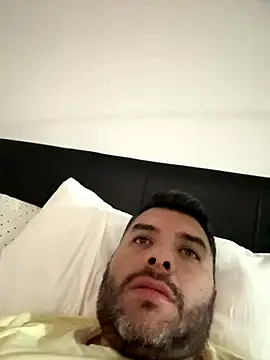 andres52720 online show from 09.24.25