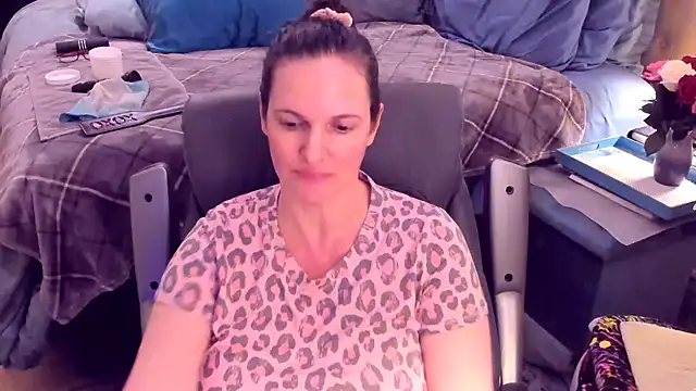 Snapshot of ninajaymes chatting on 01.22.25 ninajaymes online show from 01.22.25