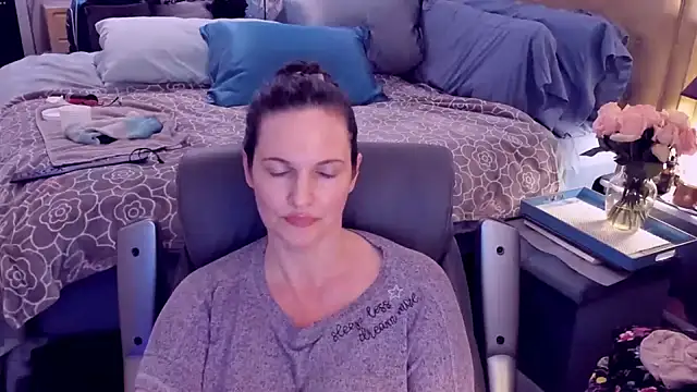 Snapshot of ninajaymes chatting on 01.24.25 ninajaymes online show from 01.24.25