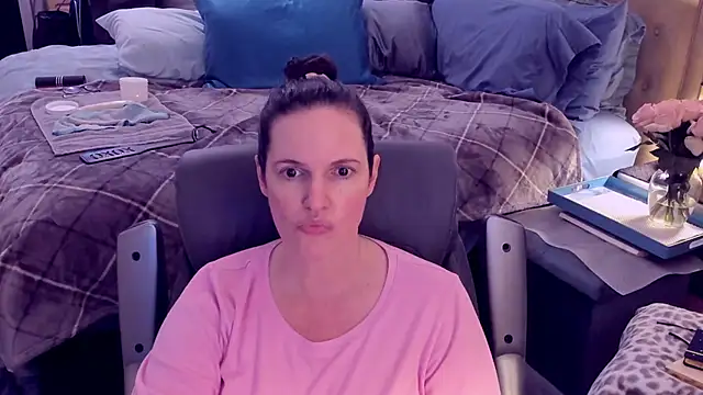 Snapshot of ninajaymes chatting on 01.27.25 ninajaymes online show from 01.27.25