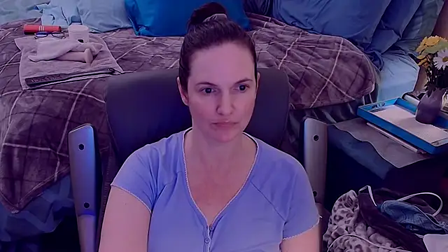 Snapshot of ninajaymes chatting on 03.18.25 ninajaymes online show from 03.18.25
