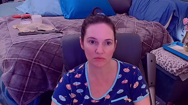 Snapshot of ninajaymes chatting on 09.17.25 ninajaymes online show from 09.17.25