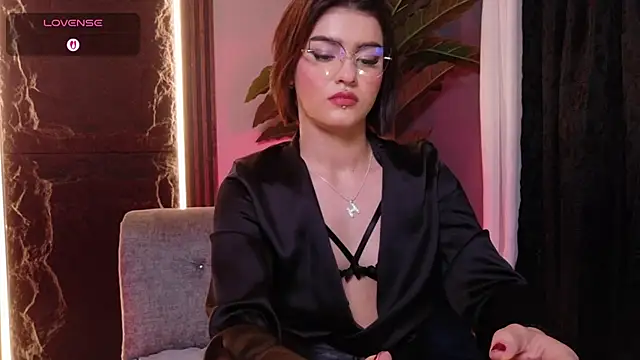 La Diabla 111  online show from 10.28.25