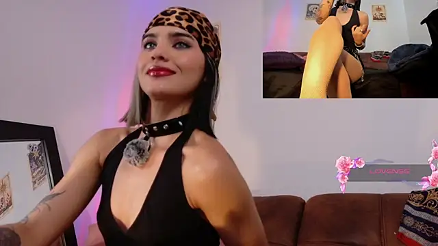 Snapshot of La_Diabla_111_ chatting on 05.22.26 La Diabla 111 online show from 05.22.26