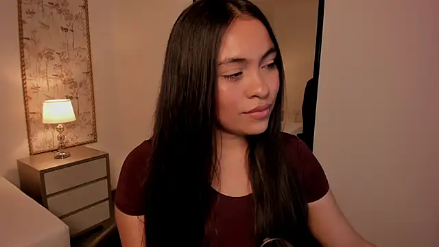 Snapshot of allie_bruce chatting on 07.04.26 allie bruce online show from 07.04.26
