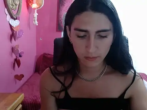 lola diez online show from 09.24.25